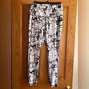 The Gym People Black & White Marble Leggings-Large